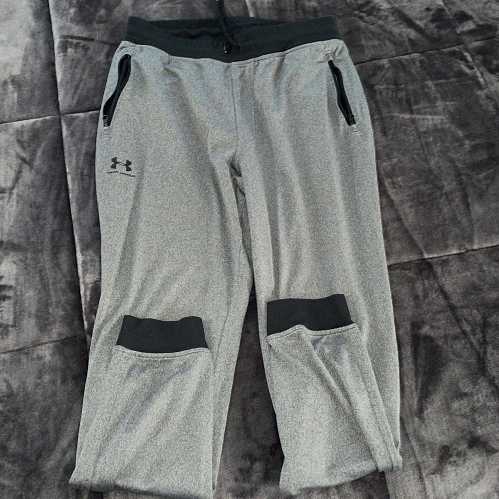 Large Under Armour Joggers